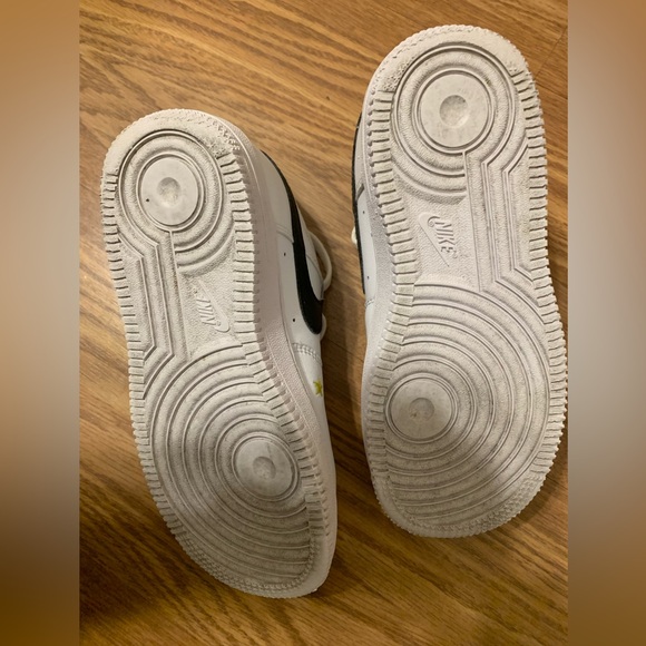 Nike Air Force 1 Low , size 2Y - Picture 10 of 10